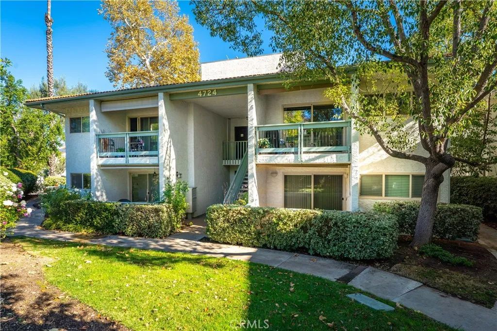 4724 Park Granada 217, Calabasas, CA 91302