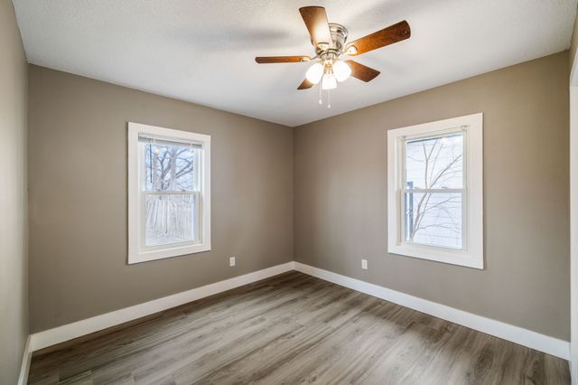 1422 Hull Avenue, Des Moines, IA 50316