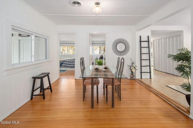 92 Westside Drive, Ballston, NY 12019