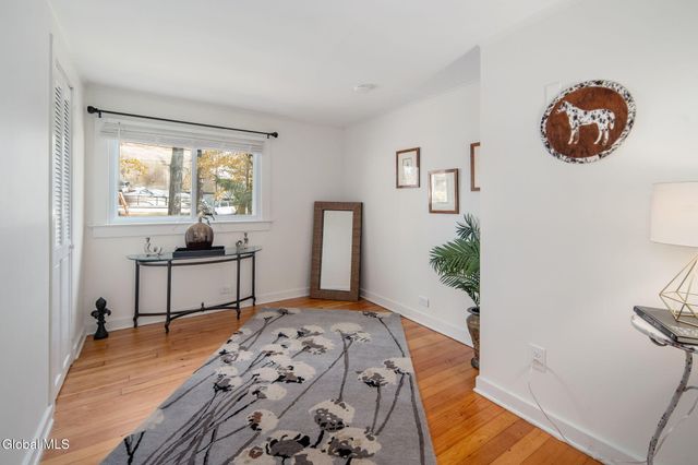 92 Westside Drive, Ballston, NY 12019