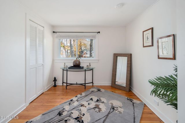 92 Westside Drive, Ballston, NY 12019