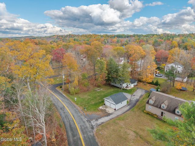 92 Westside Drive, Ballston, NY 12019