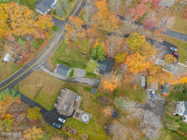 92 Westside Drive, Ballston, NY 12019