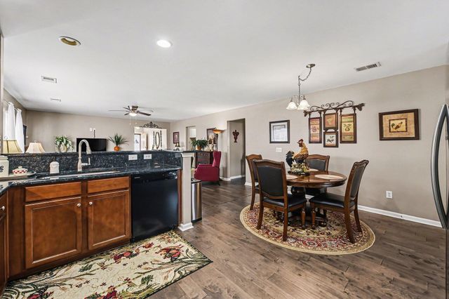 1106 Flyway Road, Summerville, SC 29483