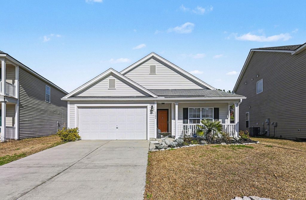 1106 Flyway Road, Summerville, SC 29483