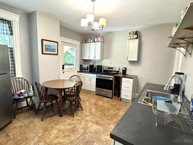 461 Warner Street, Cincinnati, OH 45219