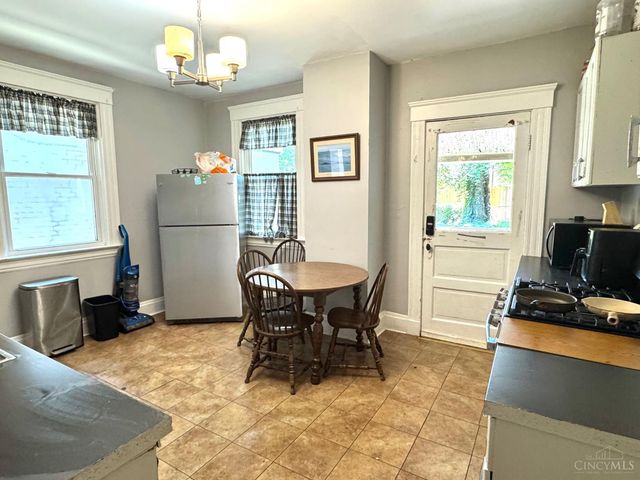 461 Warner Street, Cincinnati, OH 45219