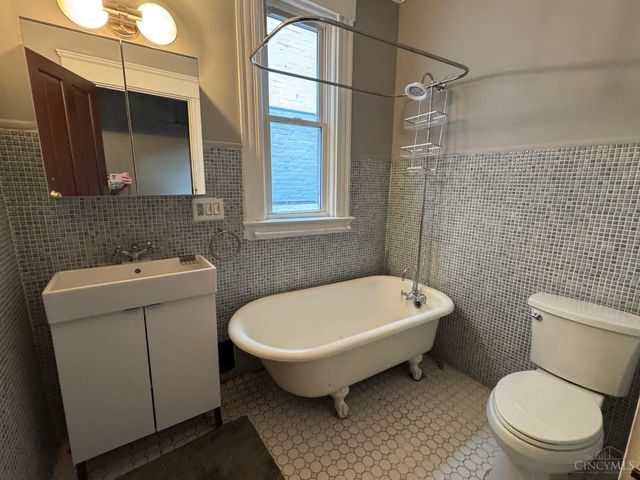 461 Warner Street, Cincinnati, OH 45219