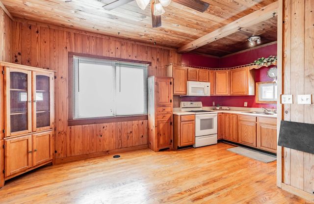 3208 N Saint Joseph Avenue, Evansville, IN 47712