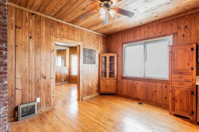 3208 N Saint Joseph Avenue, Evansville, IN 47712