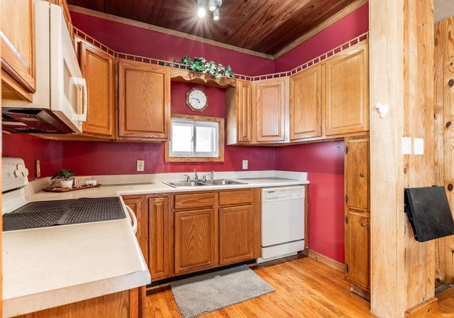 3208 N Saint Joseph Avenue, Evansville, IN 47712