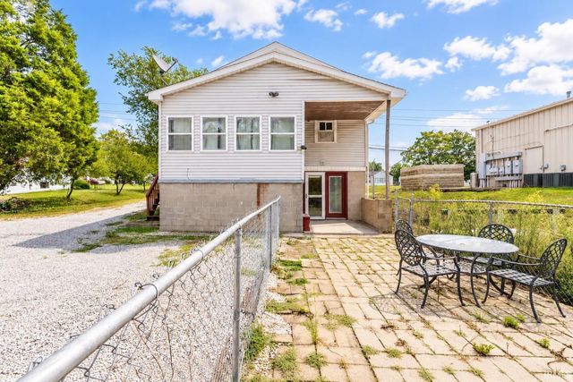 3208 N Saint Joseph Avenue, Evansville, IN 47712