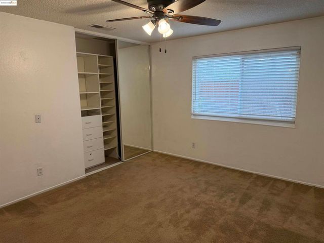 2208 Hamlin Dr, Antioch, CA 94509