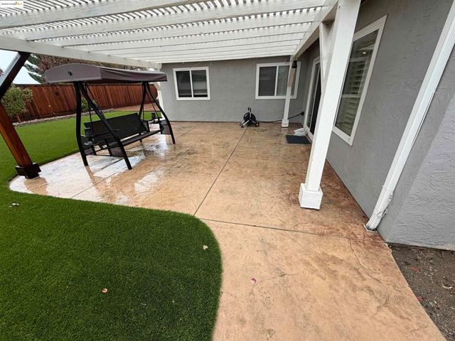 2208 Hamlin Dr, Antioch, CA 94509