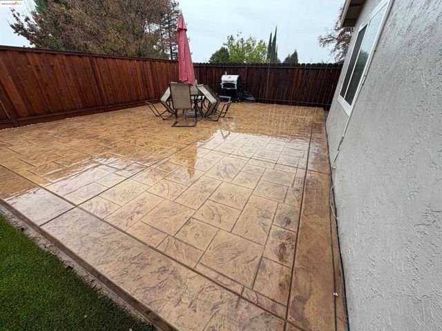 2208 Hamlin Dr, Antioch, CA 94509