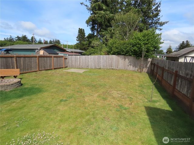608 S Forrest Street, Westport, WA 98595