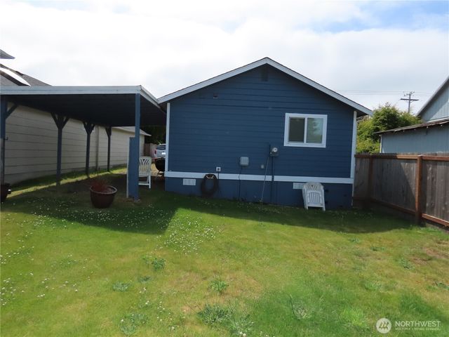 608 S Forrest Street, Westport, WA 98595