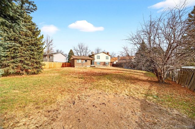 1541 S Fairplay Way, Aurora, CO 80012