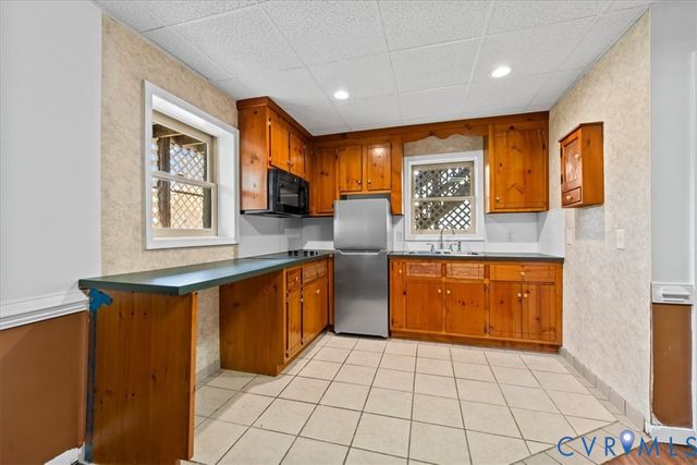 7040 Old Roxbury Rd, New Kent, VA 23141