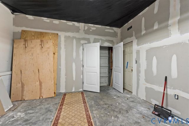 7040 Old Roxbury Rd, New Kent, VA 23141