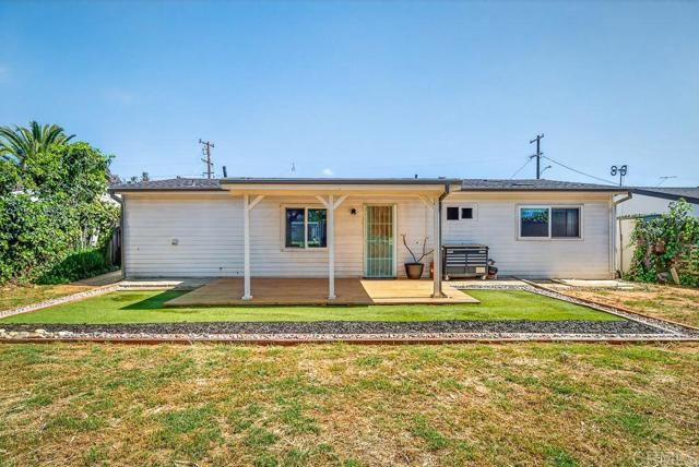 1010 San Juan Street, Oceanside, CA 92058