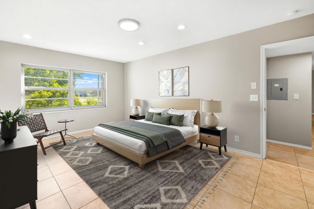 4500 Gefion Court 302, Lake Worth, FL 33467