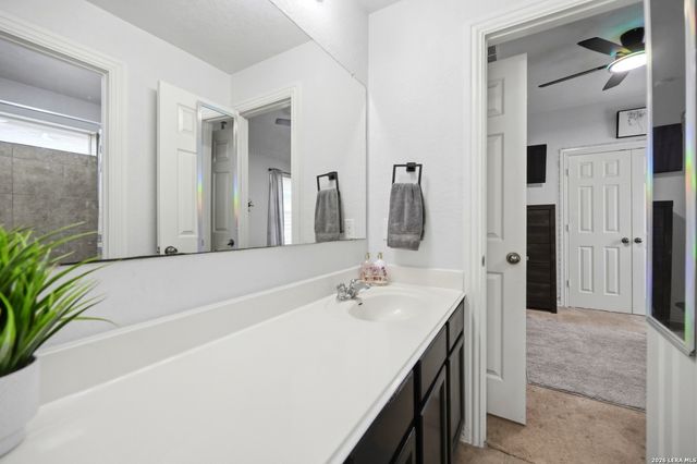 731 RANCH FLS, San Antonio, TX 78245