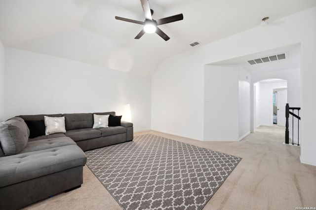 731 RANCH FLS, San Antonio, TX 78245
