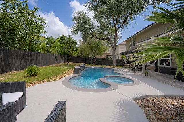 731 RANCH FLS, San Antonio, TX 78245