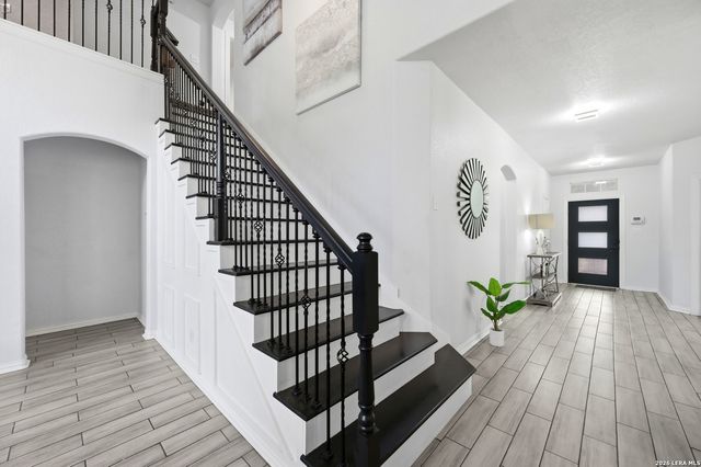 731 RANCH FLS, San Antonio, TX 78245