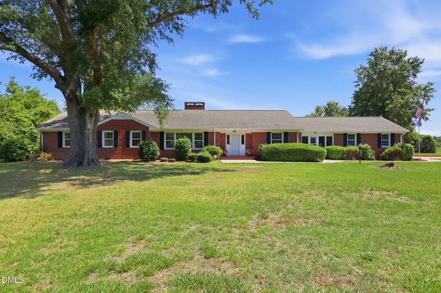 880 Wire Road, Bunnlevel, NC 28323