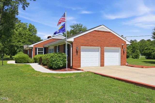 880 Wire Road, Bunnlevel, NC 28323