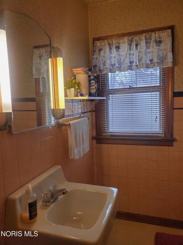 534 Clark Street, Toledo, OH 43605