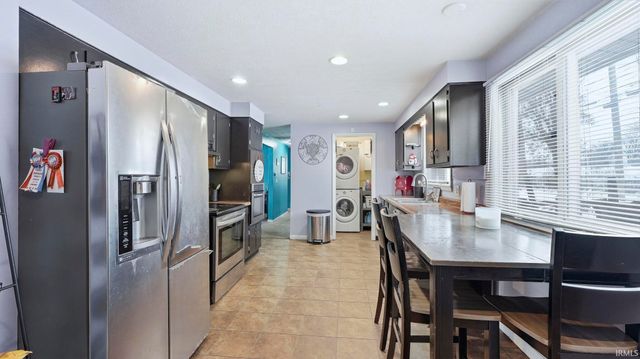 5002 Christofer Lane, Fort Wayne, IN 46806