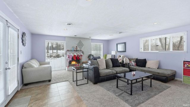 5002 Christofer Lane, Fort Wayne, IN 46806