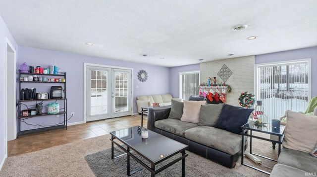 5002 Christofer Lane, Fort Wayne, IN 46806