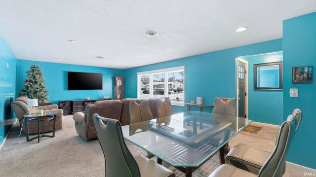 5002 Christofer Lane, Fort Wayne, IN 46806