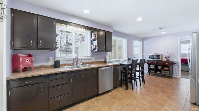 5002 Christofer Lane, Fort Wayne, IN 46806