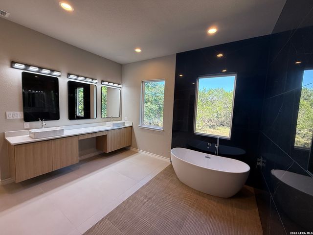 189 Mustang Lane, Spring Branch, TX 78070
