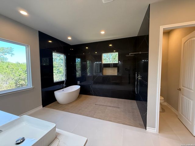 189 Mustang Lane, Spring Branch, TX 78070