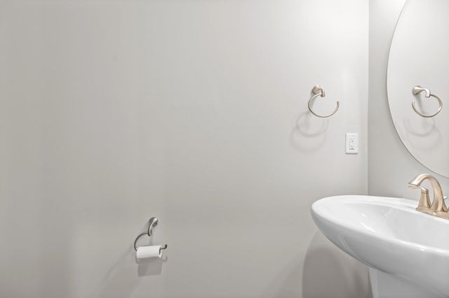 814 Rymark Court, Cary, NC 27513