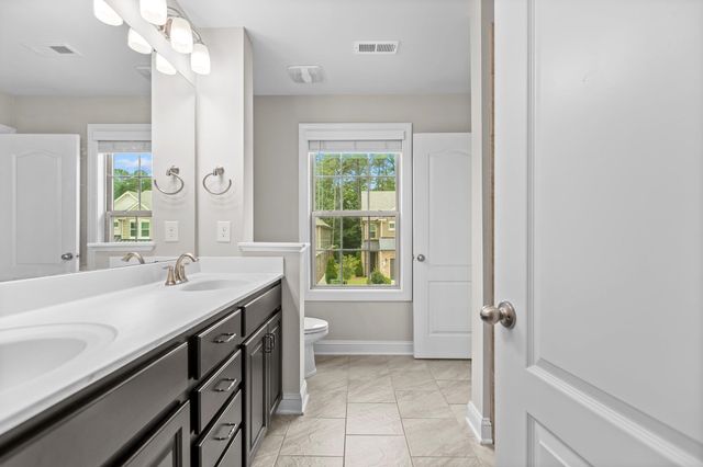 814 Rymark Court, Cary, NC 27513