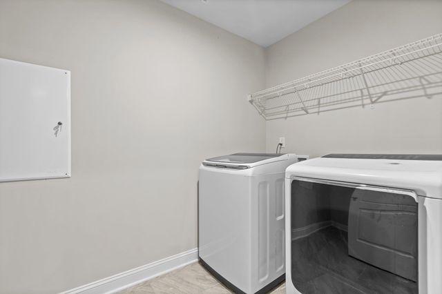 814 Rymark Court, Cary, NC 27513