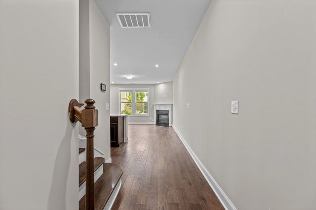 814 Rymark Court, Cary, NC 27513