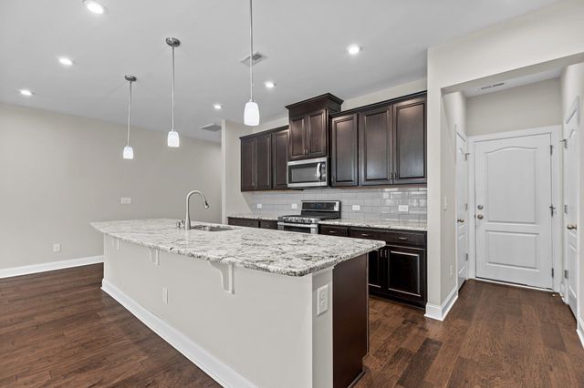 814 Rymark Court, Cary, NC 27513