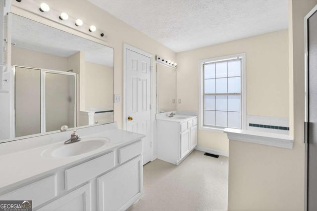 2915 Camelot Woods Drive, Lawrenceville, GA 30044
