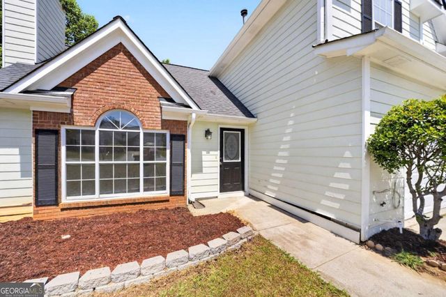 2915 Camelot Woods Drive, Lawrenceville, GA 30044