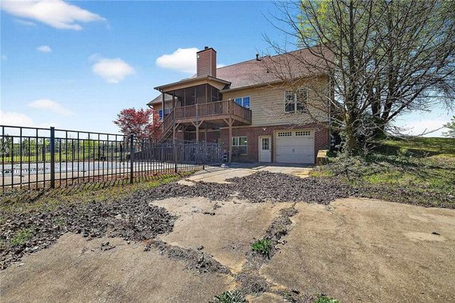 360 Happy Hill Road, Carrollton, GA 30016