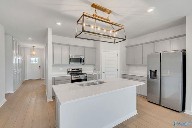 118 Lillian Farms Boulevard, Huntsville, AL 35811