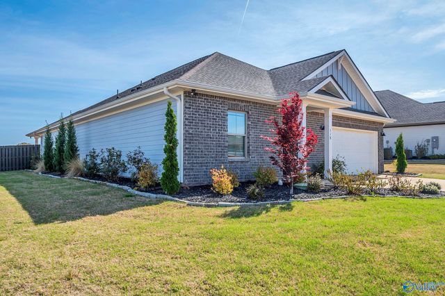 118 Lillian Farms Boulevard, Huntsville, AL 35811